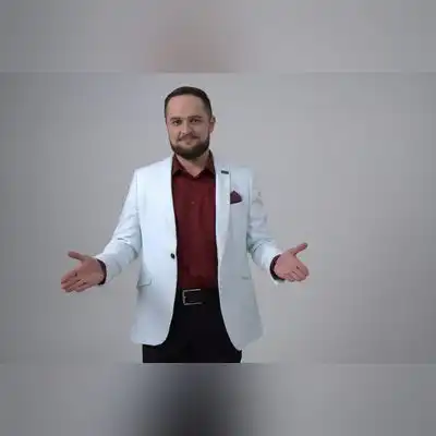 王蔚新